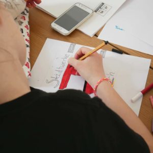 DESIGNSTUUV Slider Praktika Schueler zeichnen Detail