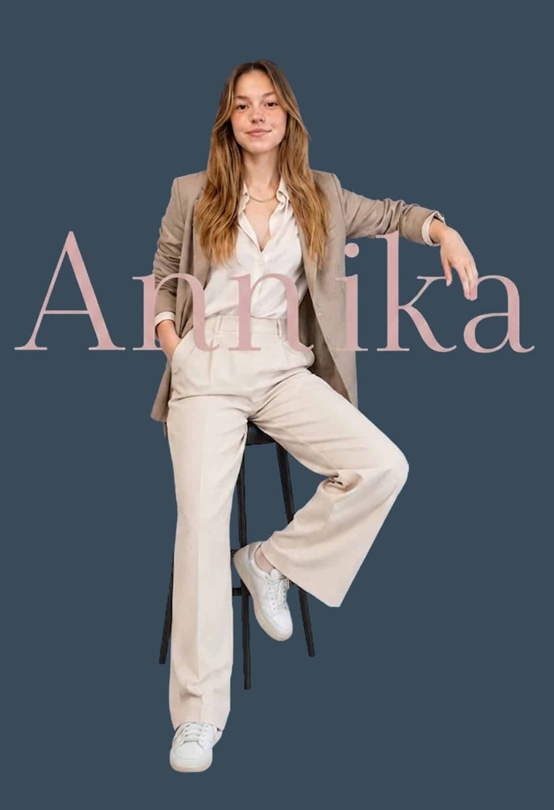 Annika blau 2026v3