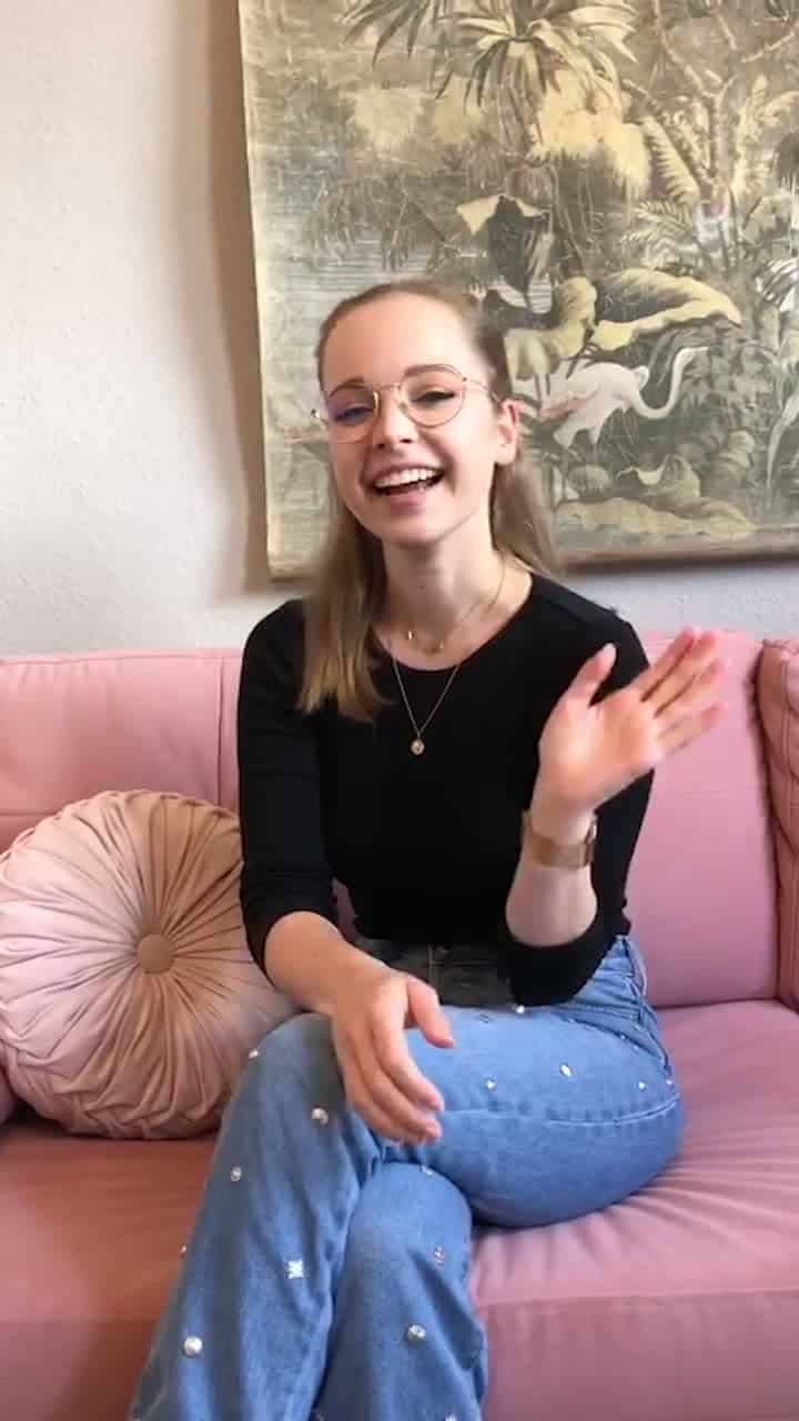 Vorschaubild: Svenja, Vom Praktikum zur Festanstellung